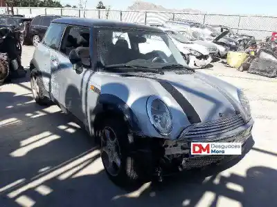 Veículo de Sucata MINI MINI (R50,R53) Cooper do ano 2002 alimentado W10B16A