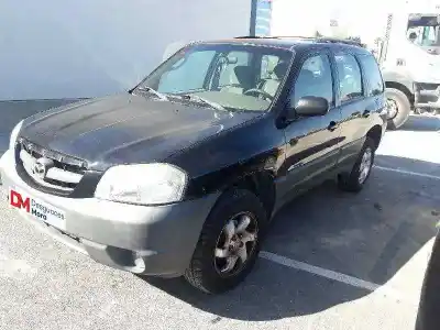 Veicolo di demolizione mazda tribute (ep) yf dell'anno 2002 alimentato yf