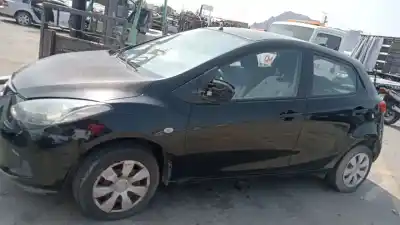Veículo de Sucata mazda 2 lim. (de) 1.3 active do ano 2008 alimentado zj