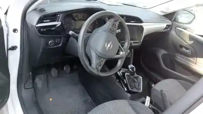 Sloopvoertuig opel corsa f design & tech van het jaar 2021 aangedreven hm05