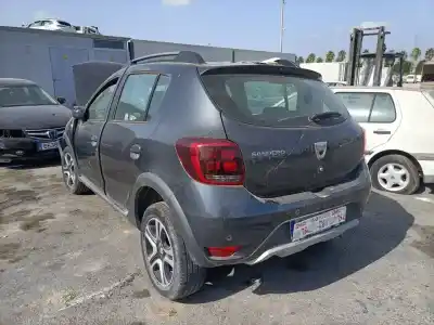 Veículo de Sucata dacia sandero 1.5 dci diesel fap cat do ano 2020 alimentado 