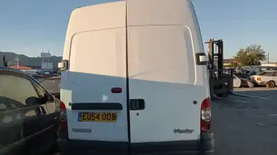 Sloopvoertuig renault master combi desde ´98 2.5 diesel 114 cv / 84 kw van het jaar 2003 aangedreven 