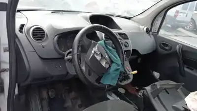 Veicolo di demolizione renault kangoo 1.5 dci diesel fap dell'anno 2017 alimentato k9k e6