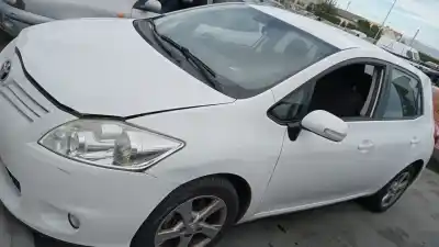 Vehicul casat toyota auris (_e15_) 1.4 d-4d (nde150_) al anului 2010 alimentat 1ndtv