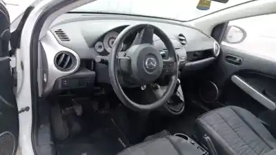 Véhicule à la ferraille mazda 2 lim. (de) 1.4 diesel cat de l'année 2008 alimenté 