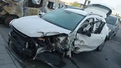 Veículo de Sucata kia stonic (ybcuv) 1.2 cat do ano 2023 alimentado g4lf