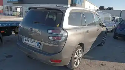 Veículo de Sucata citroen c4 picasso feel do ano 2018 alimentado ah01