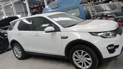 Vehicul casat LAND ROVER DISCOVERY SPORT 2.0 Td4 CAT al anului 2017 alimentat 204DTD