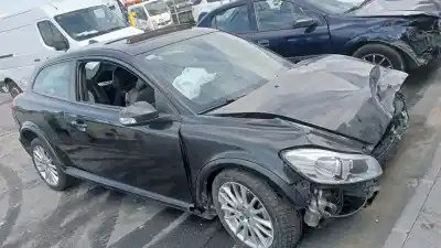 Veículo de Sucata VOLVO C30 (533) 1.6 D do ano 2010 alimentado D4164T