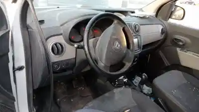 Здавання транспортного засобу dacia dokker ambiance року 2016 потужний k9k e6