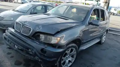 Veículo de Sucata bmw x5 (e53) 4.4i automático do ano 2001 alimentado 