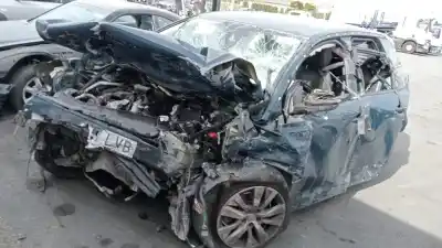 Verschrottungsfahrzeug peugeot 3008 active des jahres 2021 angetrieben yh01