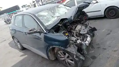 Verschrottungsfahrzeug peugeot 3008 active des jahres 2021 angetrieben yh01