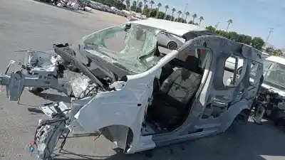 Veículo de Sucata renault express 1.9d do ano 2022 alimentado 