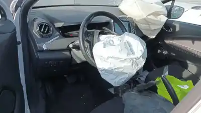 Veículo de Sucata renault zoe limited 72 cv / 53 kw do ano 2020 alimentado 5aq60