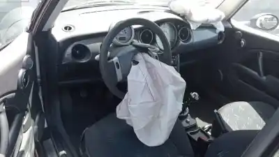 Veículo de Sucata mini mini (r50,r53) one do ano 2005 alimentado w10b16a g