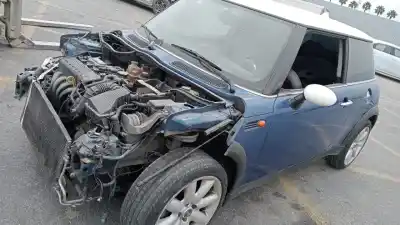 Scrapping Vehicle mini mini (r50,r53) cooper of the year 2006 powered w10b16a