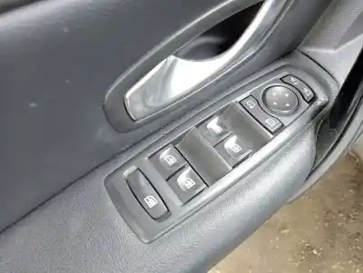 Veículo de Sucata renault laguna iii gt do ano 2008 alimentado m9r816