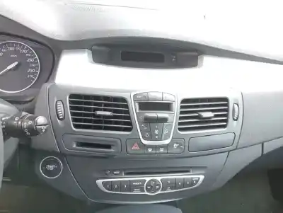 Veículo de Sucata renault laguna iii gt do ano 2008 alimentado m9r816