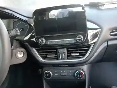 Verschrottungsfahrzeug ford fiesta (ce1) titanium des jahres 2018 angetrieben xyjc