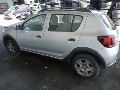 Veículo de Sucata dacia sandero aniversario do ano 2017 alimentado h4b b4