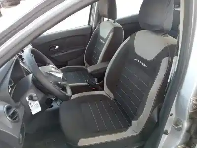 Veículo de Sucata dacia sandero aniversario do ano 2017 alimentado h4b b4