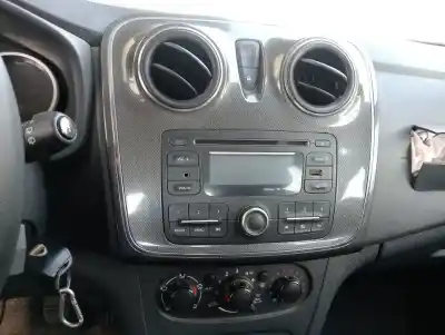 Veículo de Sucata dacia sandero aniversario do ano 2017 alimentado h4b b4