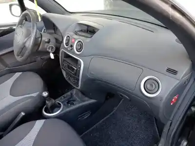 Sloopvoertuig citroen c3 pluriel 1.4 van het jaar 2007 aangedreven 