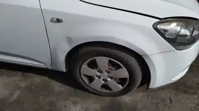 Veicolo di demolizione kia cee´d concept dell'anno 2011 alimentato d4fb