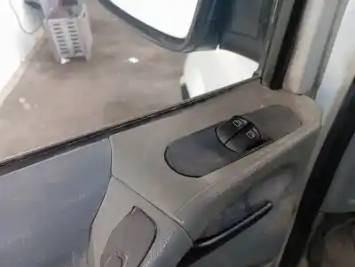 Scrapping Vehicle mercedes-benz vito (w639) basic, combi 109 cdi compacto (639.601) of the year 2003 powered 646983