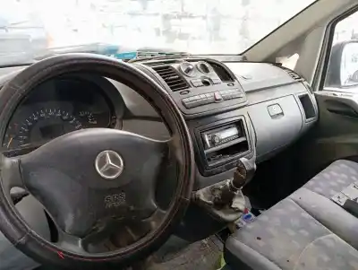Scrapping Vehicle mercedes-benz vito (w639) basic, combi 109 cdi compacto (639.601) of the year 2003 powered 646983