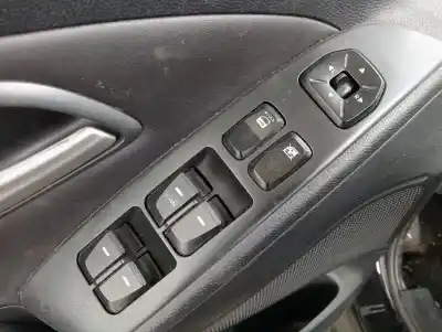 Véhicule à la ferraille hyundai ix35 classic 2wd de l'année 2012 alimenté d4fd