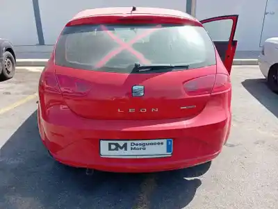 Veículo de Sucata seat leon (1p1) reference do ano 2011 alimentado bls