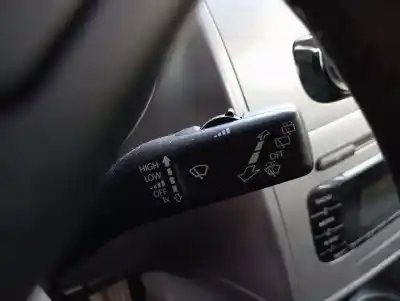 Veículo de Sucata seat leon (1p1) reference do ano 2011 alimentado bls