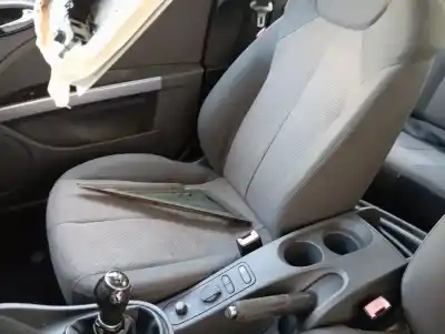 Veículo de Sucata seat leon (1p1) reference do ano 2011 alimentado bls