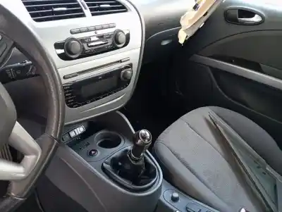 Veículo de Sucata seat leon (1p1) reference do ano 2011 alimentado bls