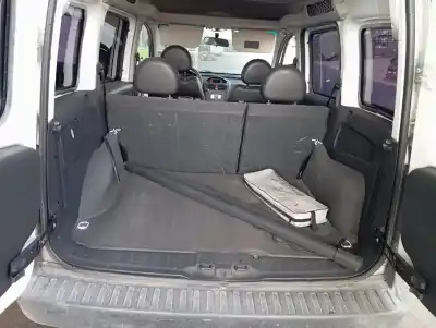 Veículo de Sucata opel combo familiar do ano 2006 alimentado z17dth