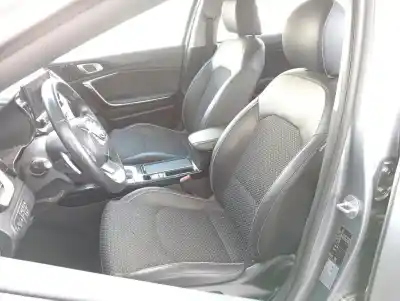 Veículo de Sucata kia ceed sportswagon edrive phev do ano 2021 alimentado g4le