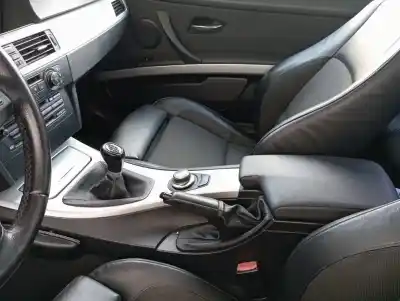 Veicolo di demolizione bmw serie 3 coupe (e92) 330i dell'anno 2007 alimentato 