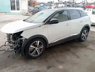 Verschrottungsfahrzeug peugeot 3008 hybrid 225 allure pack des jahres 2021 angetrieben 5g06