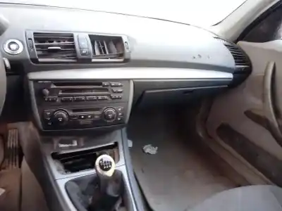 Veículo de Sucata bmw serie 1 berlina (e81/e87) 118d do ano 2006 alimentado 204d4