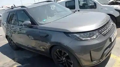 Veículo de Sucata LAND ROVER DISCOVERY 5 Td4 HSE do ano 2017 alimentado 