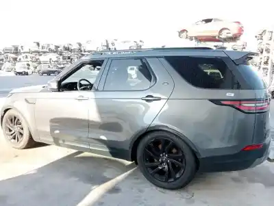 Veículo de Sucata land rover discovery 5 td4 hse do ano 2017 alimentado 