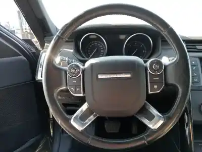 Veículo de Sucata land rover discovery 5 td4 hse do ano 2017 alimentado 