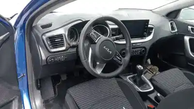 Sloopvoertuig kia xceed drive van het jaar 2024 aangedreven g4lh