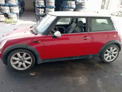 Veículo de Sucata mini mini (r50,r53) cooper do ano 2004 alimentado w10b16a