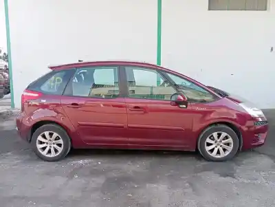 Veículo de Sucata citroen c4 picasso sx do ano 2007 alimentado 9hz