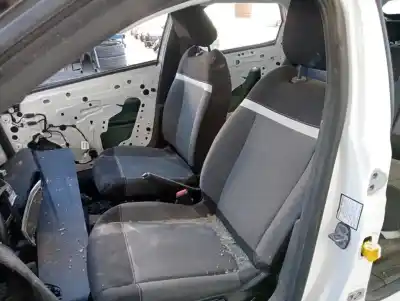 Vehicul casat citroen c4 berlina live pack al anului 2023 alimentat hn05