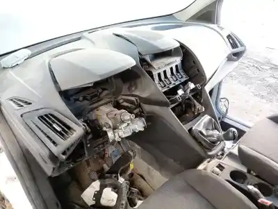 Veículo de Sucata ford transit connect furgon 200 l1 ambiente do ano 2017 alimentado xuga