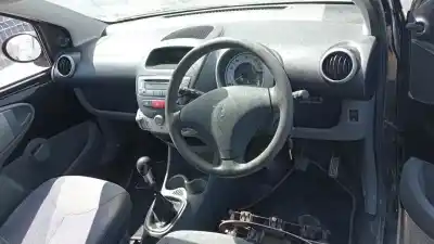 Sloopvoertuig peugeot 107 trendy van het jaar 2007 aangedreven 1kr
